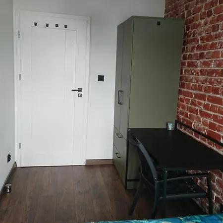 فندق مبيت وإفطار 9wygodny W Centrum Wroclawia فروتسواف